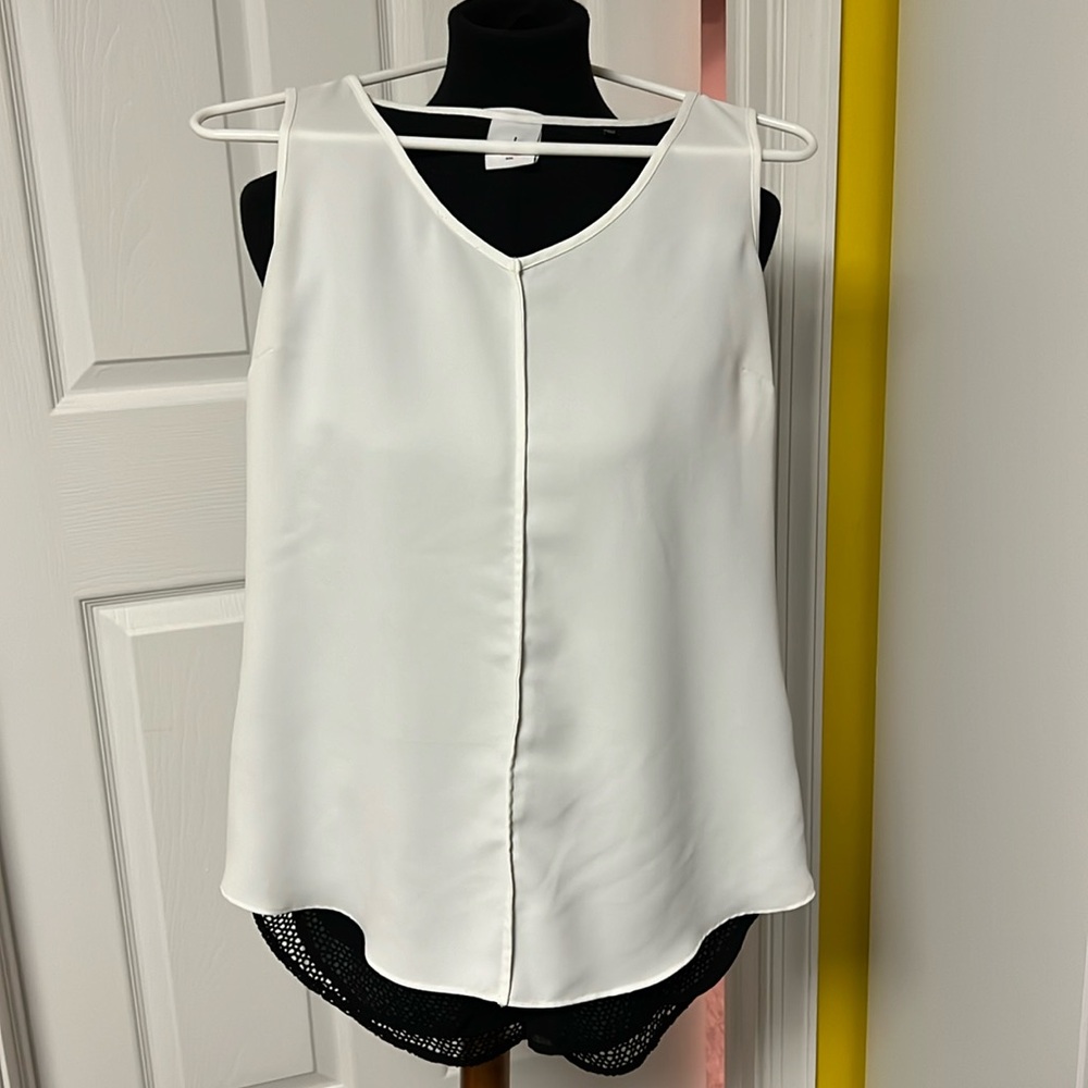 Cabi sleeveless tank